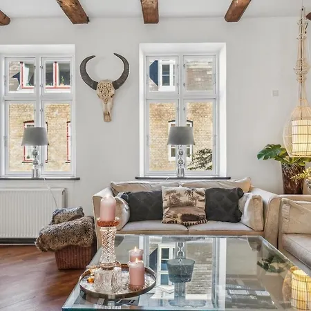 Villa Beautiful Townhouse With A Garden In The Location In Koppenhága